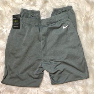 Women’s Nike sweatpants